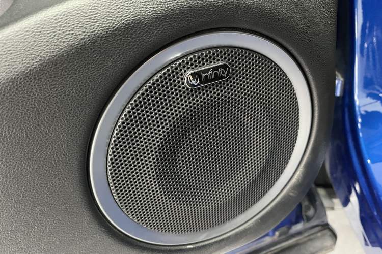 Used Wey VV7 2017 2.0T Flagship Model Interior 3