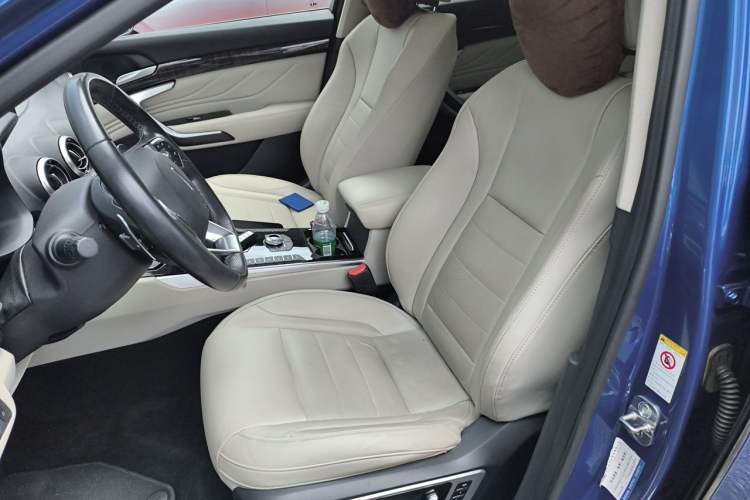 Used Wey VV7 2017 2.0T Flagship Model Left Front Seat