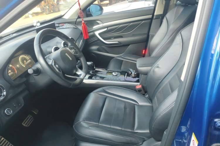 Used Wey VV7 2017 2.0T Flagship Model Left Front Seat