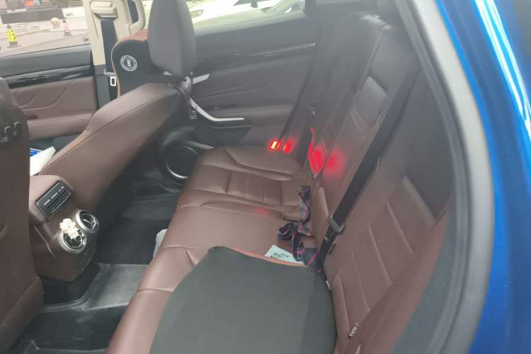 Used Wey VV7 2017 2.0T Flagship Model Left Rear Seat
