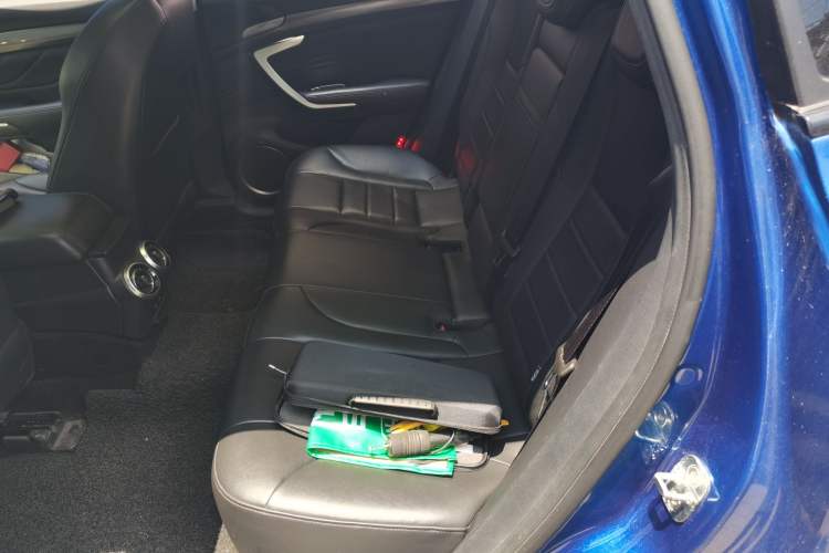 Used Wey VV7 2017 2.0T Luxury Model Left Rear Seat