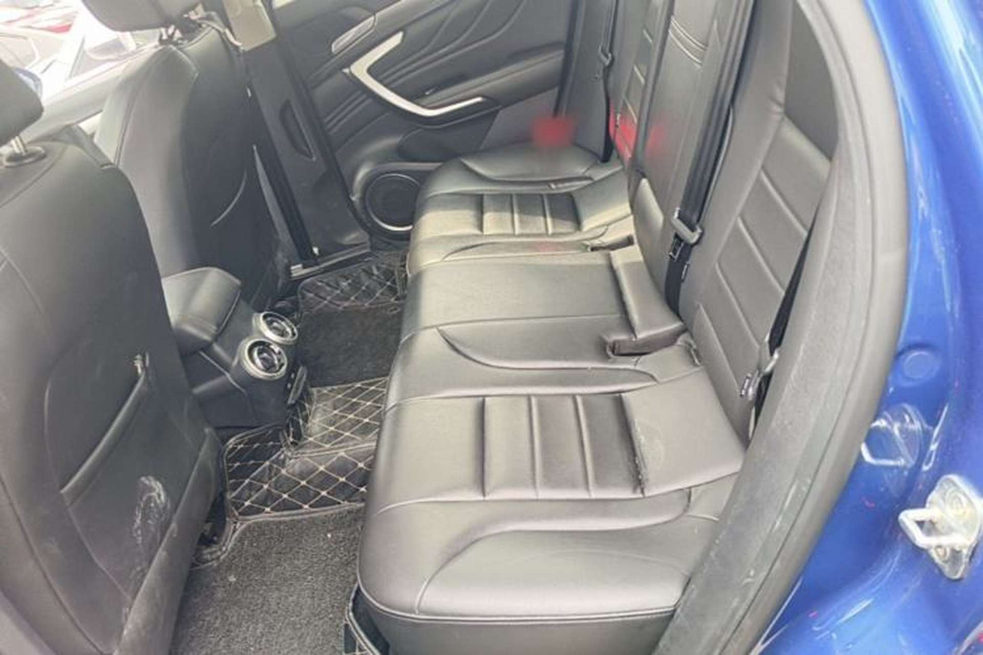 Used Wey VV7 2017 2.0T Ultra-Luxury Version Left Rear Seat
