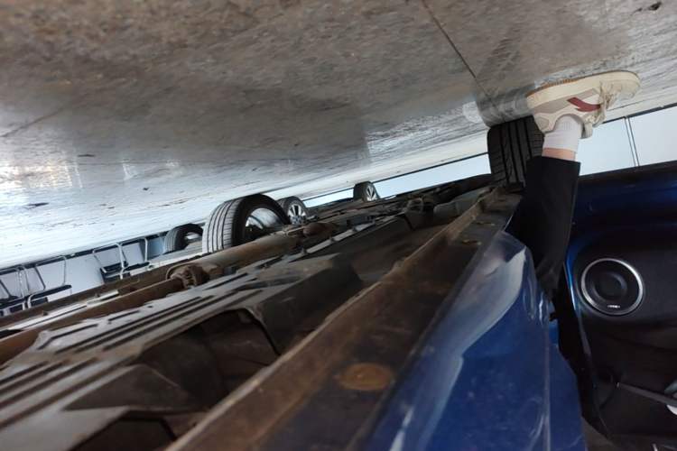 Used Wey VV7 2017 2.0T Flagship Model Left Side Sill