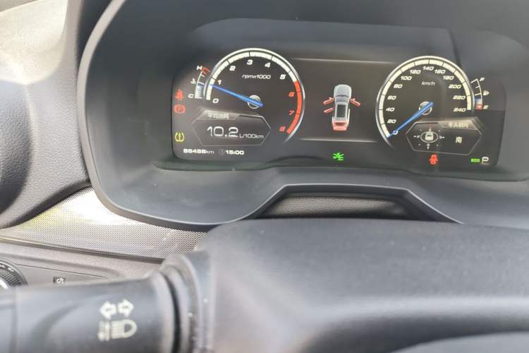 Used Wey VV7 2017 2.0T Ultra-Luxury Version Odometer Close Up