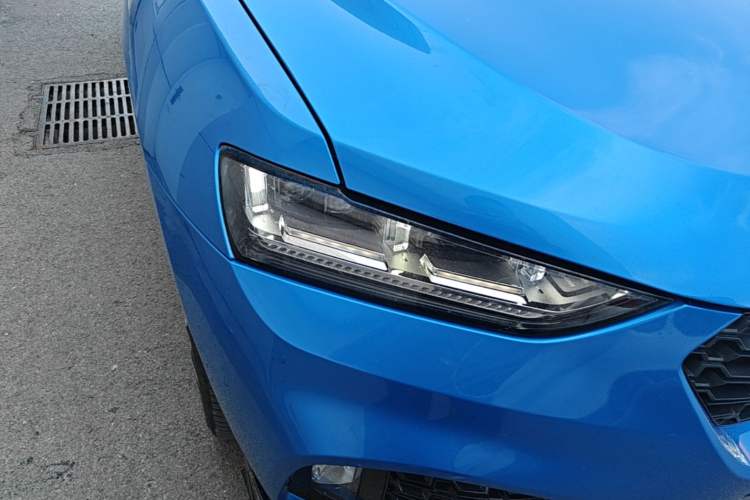 Used Wey VV7 2017 2.0T Flagship Model Right Front Headlight