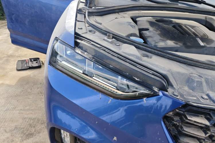 Used Wey VV7 2017 2.0T Ultra-Luxury Version Right Front Headlight