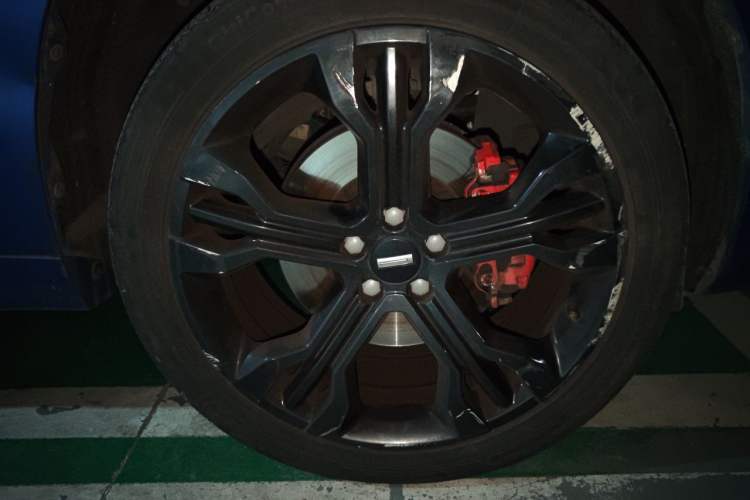 Used Wey VV7 2017 2.0T Flagship Model Right Front Wheel Hub