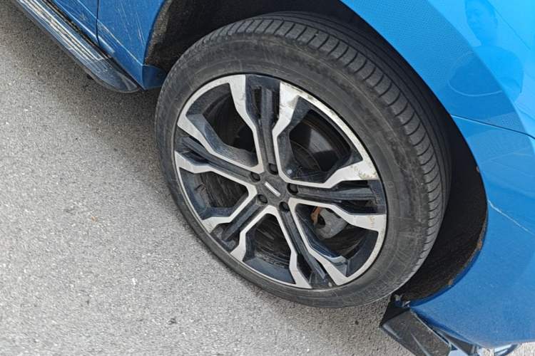Used Wey VV7 2017 2.0T Flagship Model Right Front Wheel Hub
