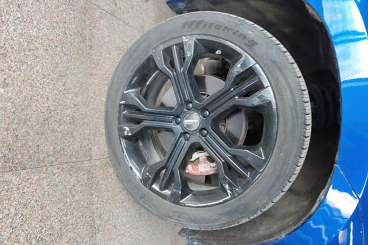 Used Wey VV7 2017 2.0T Flagship Model Right Front Wheel Hub