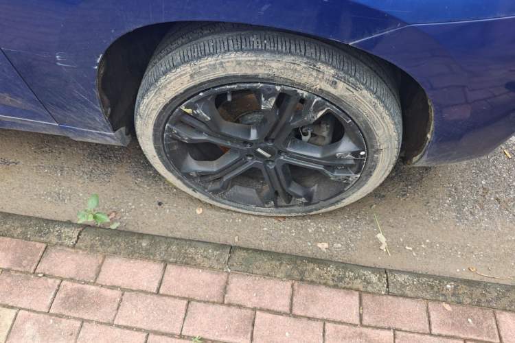Used Wey VV7 2017 2.0T Flagship Model Right Front Wheel Hub