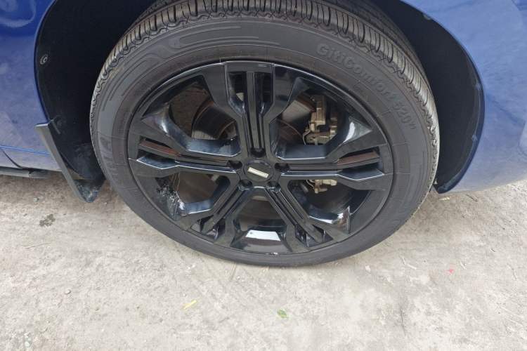 Used Wey VV7 2017 2.0T Flagship Model Right Front Wheel Hub
