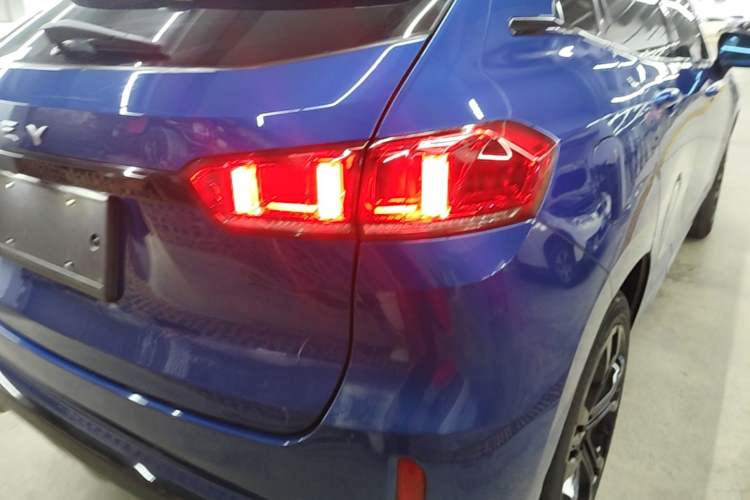 Used Wey VV7 2017 2.0T Flagship Model Right Rear Taillight