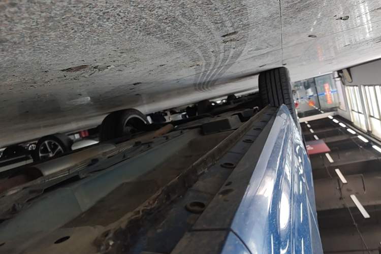 Used Wey VV7 2017 2.0T Flagship Model Right Side Sill