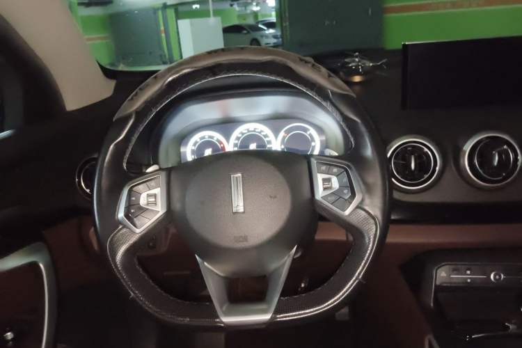 Used Wey VV7 2017 2.0T Ultra-Luxury Version Steering Wheel