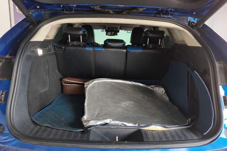 Used Wey VV7 2017 2.0T Flagship Model Trunk