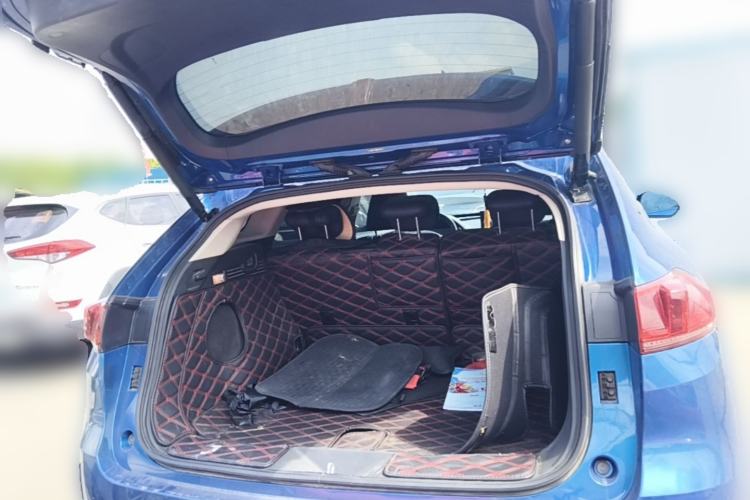 Used Wey VV7 2017 2.0T Flagship Model Trunk