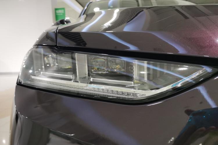 Used Wey VV7 2017 2.0T Flagship Model Right Front Headlight