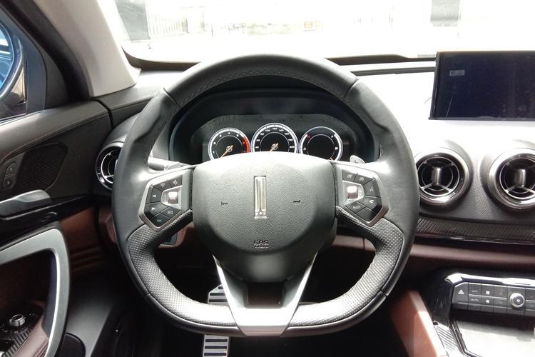 Used Wey VV7 2017 2.0T Flagship Model Steering Wheel
