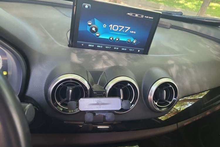 Used Wey VV7 2017 2.0T Flagship Model Audio And AC Panel