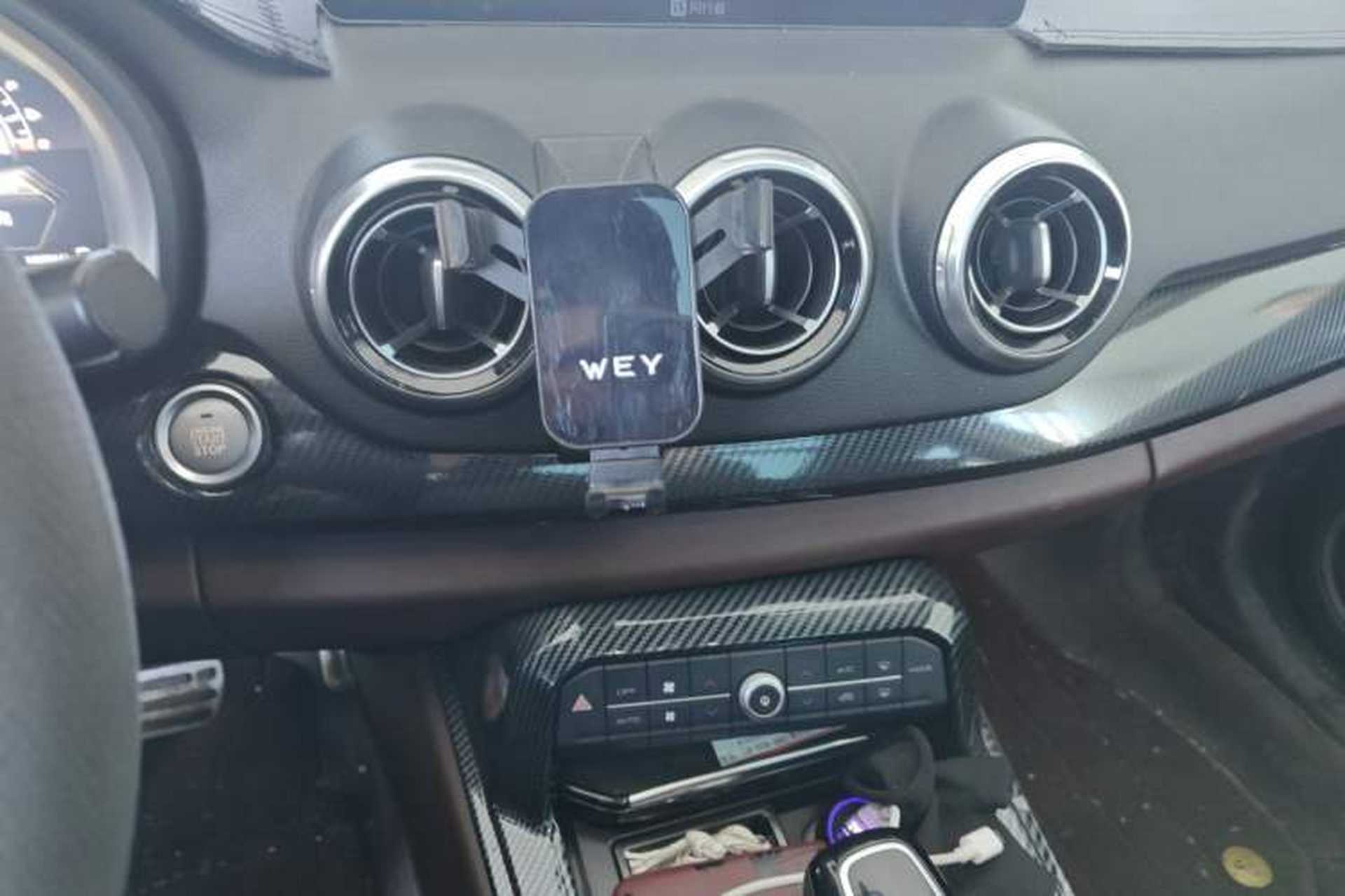 Used Wey VV7 2017 2.0T Flagship Model Audio And AC Panel