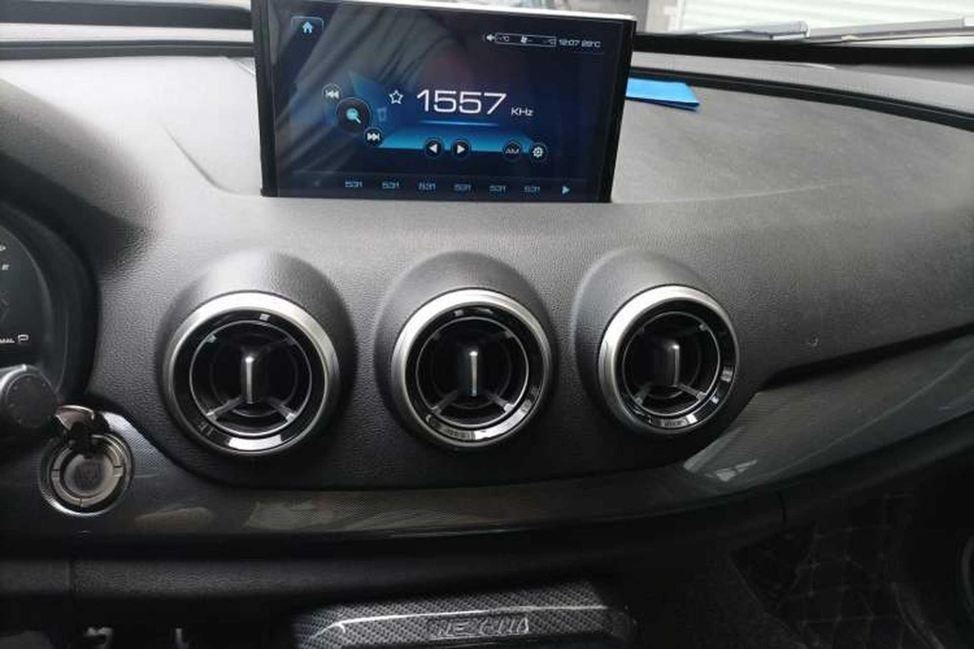Used Wey VV7 2017 2.0T Flagship Model Audio And AC Panel