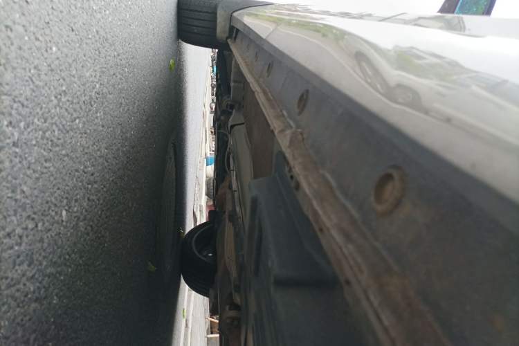 Used Wey VV7 2017 2.0T Flagship Model Chassis Rear Left