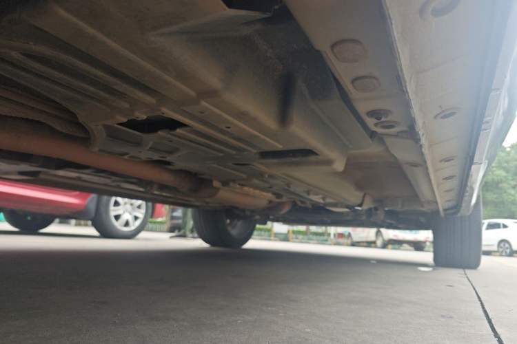 Used Wey VV7 2017 2.0T Flagship Model Chassis Rear Right