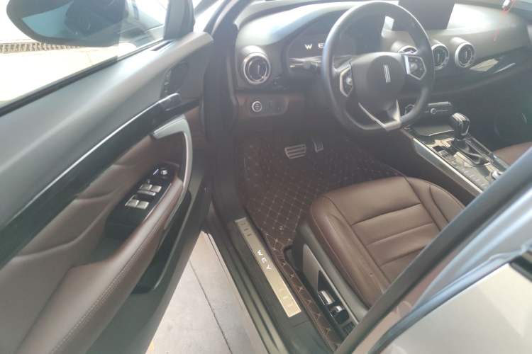 Used Wey VV7 2017 2.0T Flagship Model Driver Seat
