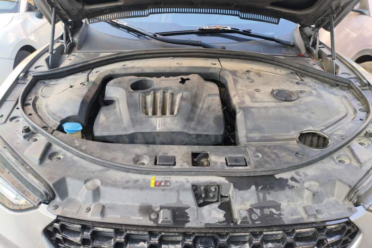 Used Wey VV7 2017 2.0T Flagship Model Engine Bay