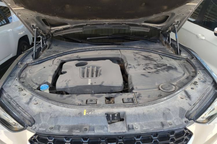 Used Wey VV7 2017 2.0T Flagship Model Engine Bay