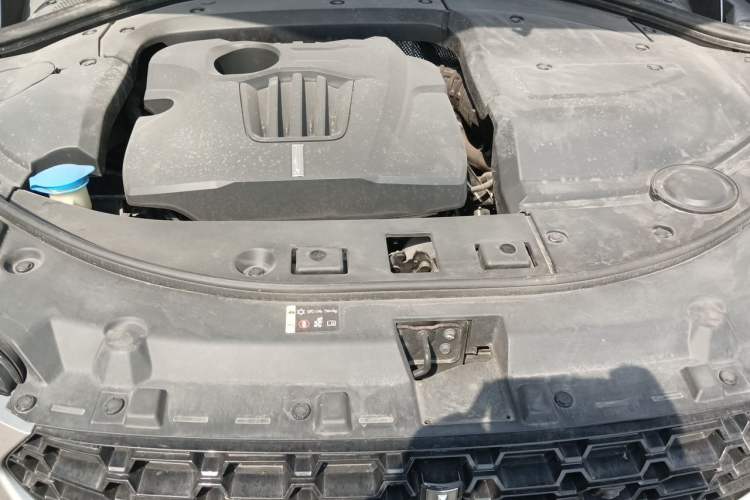 Used Wey VV7 2017 2.0T Flagship Model Engine Bay