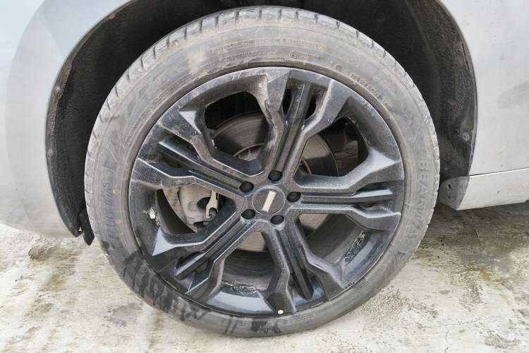 Used Wey VV7 2017 2.0T Flagship Model Exterior 12