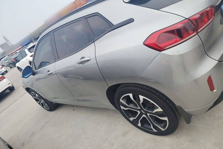 Used Wey VV7 2017 2.0T Flagship Model Exterior 2