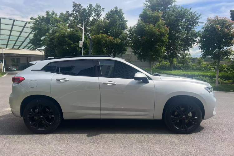 Used Wey VV7 2017 2.0T Flagship Model Exterior 3