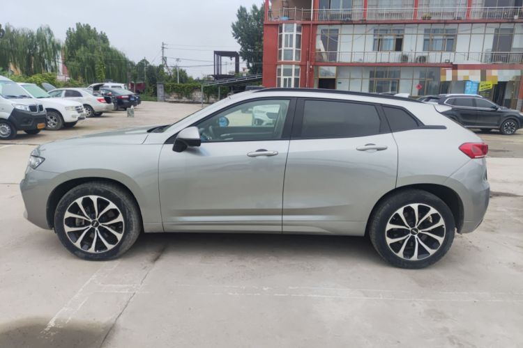Used Wey VV7 2017 2.0T Ultra-Luxury Version Exterior 3