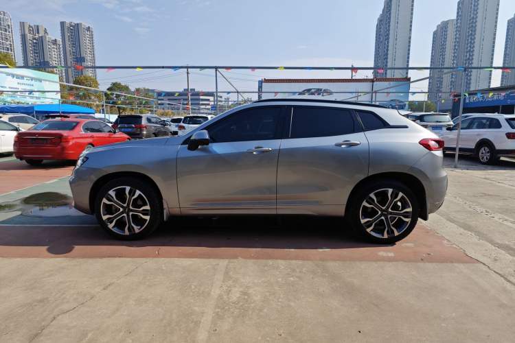 Used Wey VV7 2017 2.0T Flagship Model Exterior 4