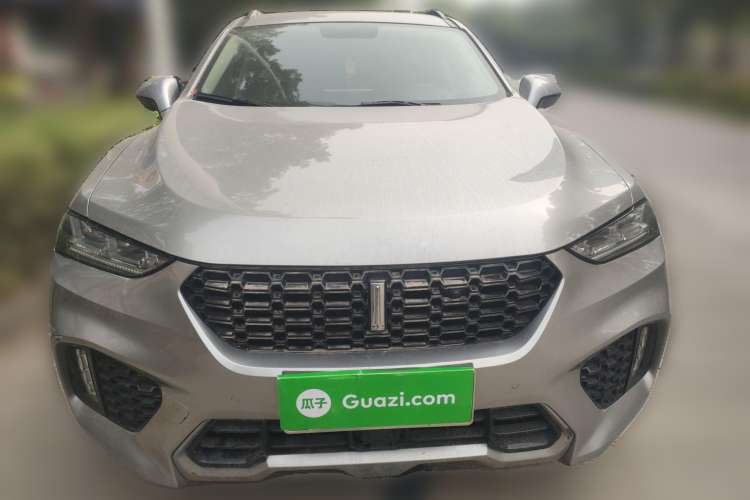 Used Wey VV7 2017 2.0T Ultra-Luxury Version Front