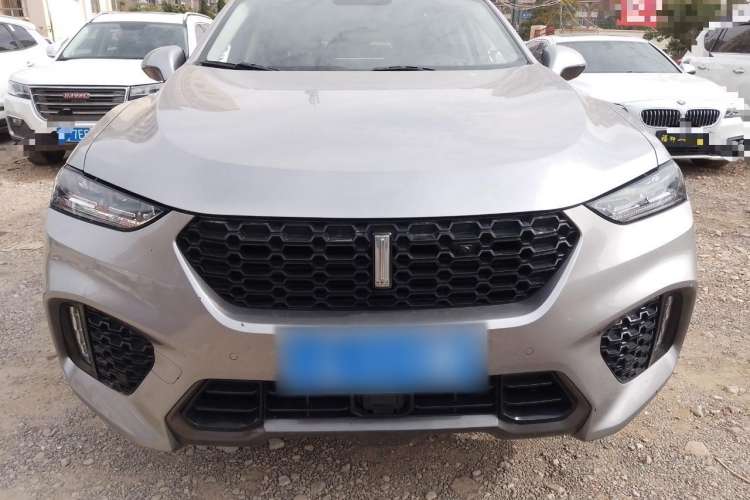 Used Wey VV7 2017 2.0T Ultra-Luxury Version Front