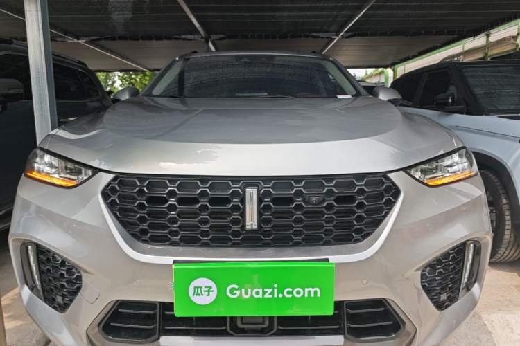 Used Wey VV7 2017 2.0T Flagship Model Front