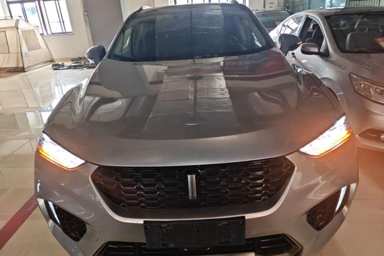 Used Wey VV7 2017 2.0T Flagship Model Front