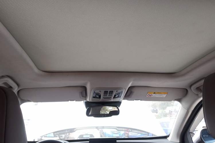 Used Wey VV7 2017 2.0T Ultra-Luxury Version Headliner