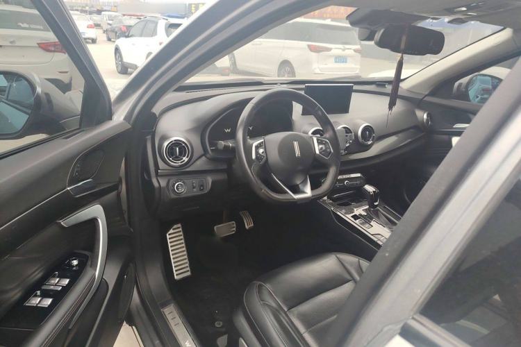 Used Wey VV7 2017 2.0T Flagship Model Interior 2