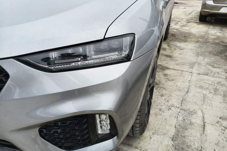 Used Wey VV7 2017 2.0T Flagship Model Left Front Headlight