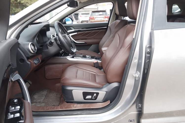 Used Wey VV7 2017 2.0T Ultra-Luxury Version Left Front Seat
