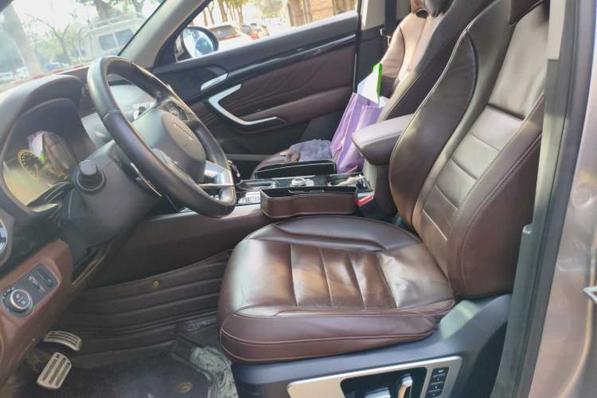 Used Wey VV7 2017 2.0T Flagship Model Left Front Seat