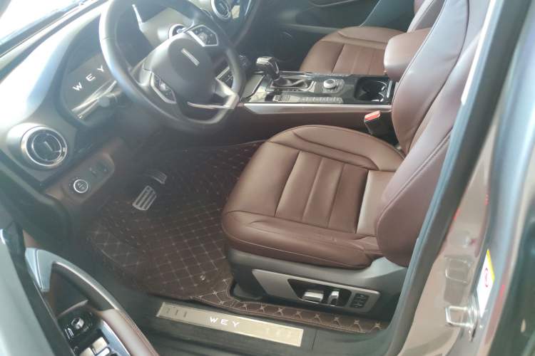 Used Wey VV7 2017 2.0T Flagship Model Left Front Seat