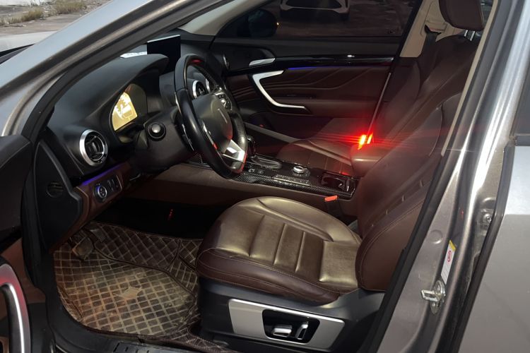 Used Wey VV7 2017 2.0T Ultra-Luxury Version Left Front Seat