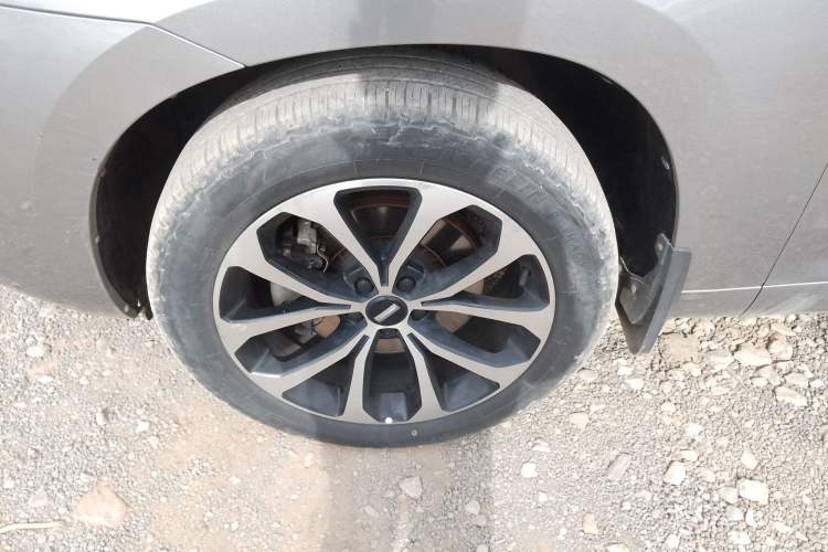 Used Wey VV7 2017 2.0T Ultra-Luxury Version Left Front Wheel Hub
