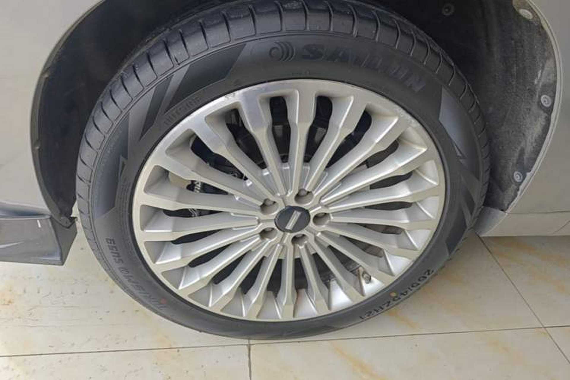 Used Wey VV7 2017 2.0T Flagship Model Left Front Wheel Hub