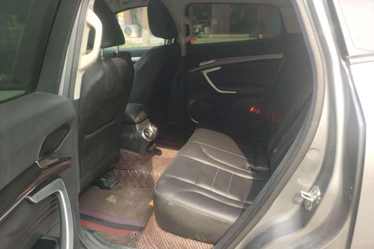 Used Wey VV7 2017 2.0T Ultra-Luxury Version Left Rear Seat
